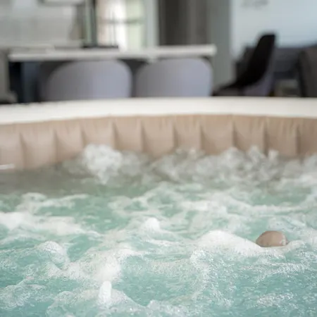 Apartamento Seaview Pearl In Mackenzie With Pool & Jacuzzi Lárnaca