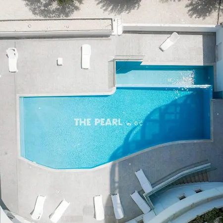 Seaview Pearl In Mackenzie With Pool & Jacuzzi * Larnaca