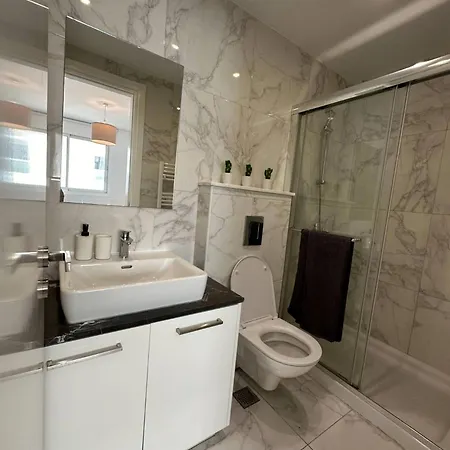 Seaview Pearl In Mackenzie With Pool & Jacuzzi Apartament