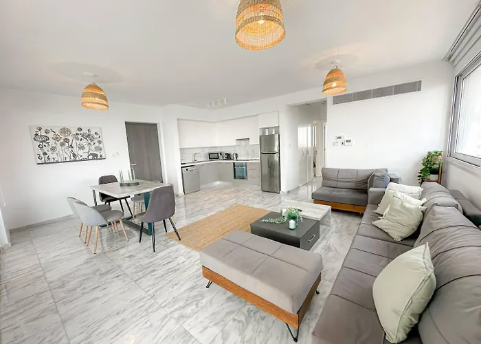 Apartament Seaview Pearl In Mackenzie With Pool & Jacuzzi *